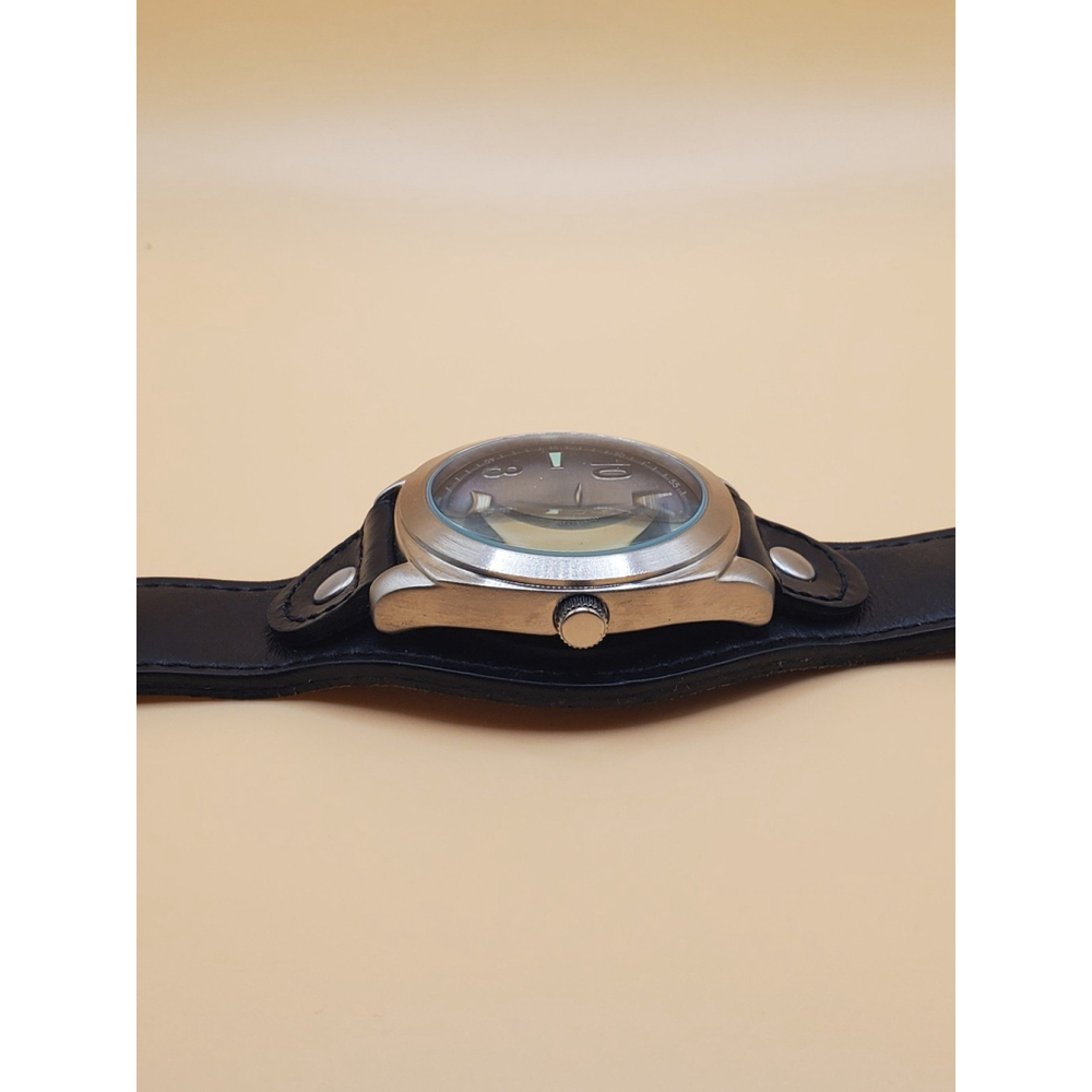 Mens Watch - Picture 9 of 10